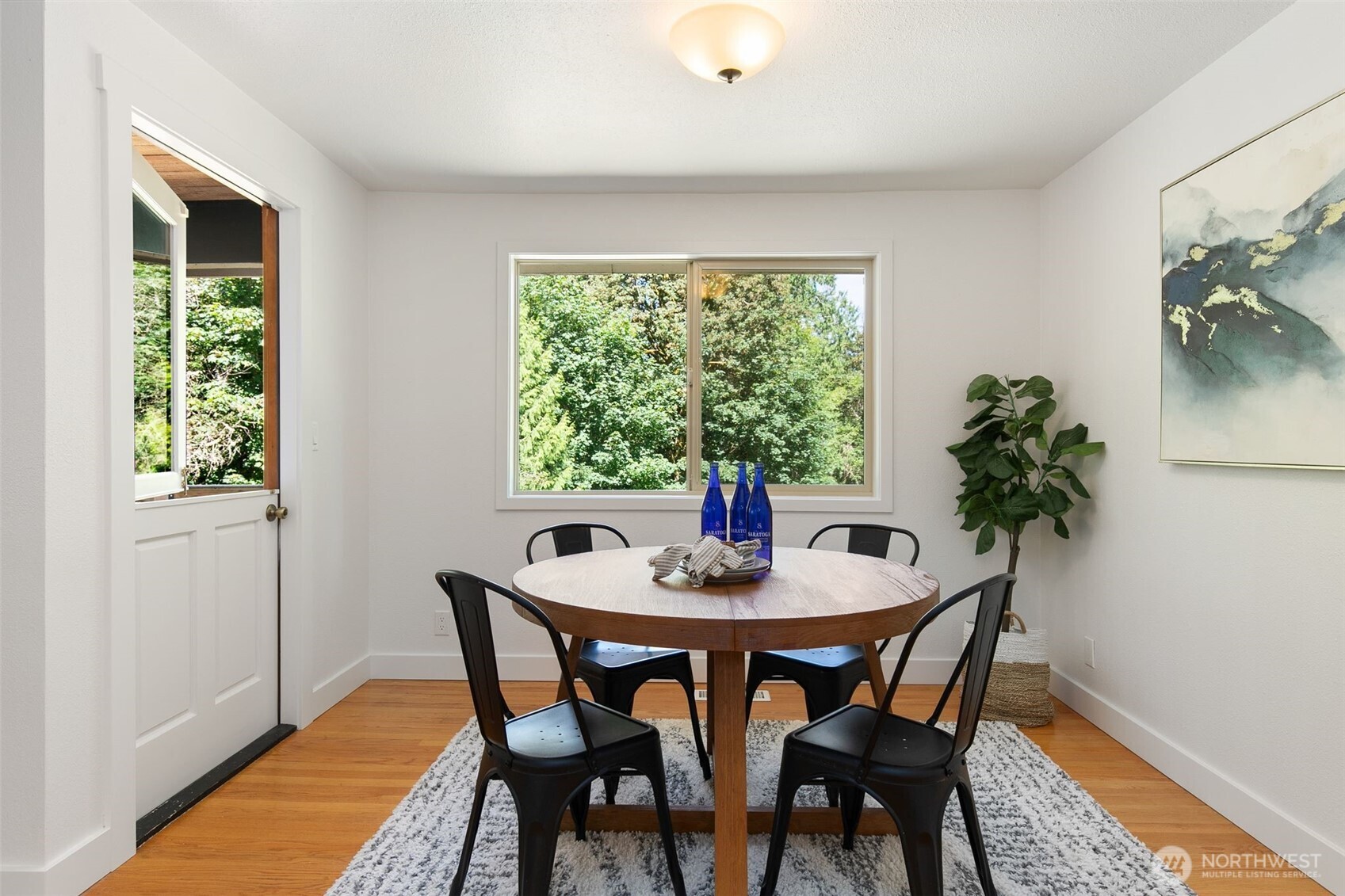 5769 Blakely Avenue Property Photo 10