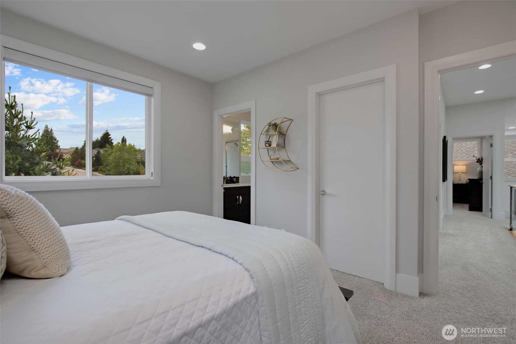 1527 Lyons Avenue Property Photo 27