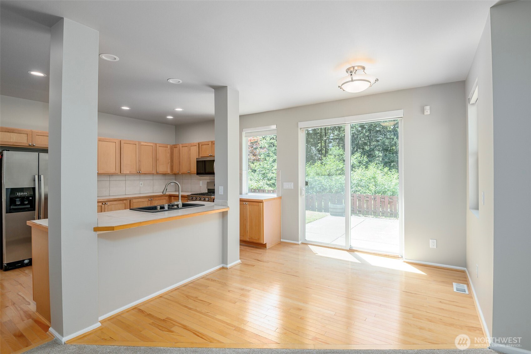 28011 Maple Ridge Way Property Photo 12