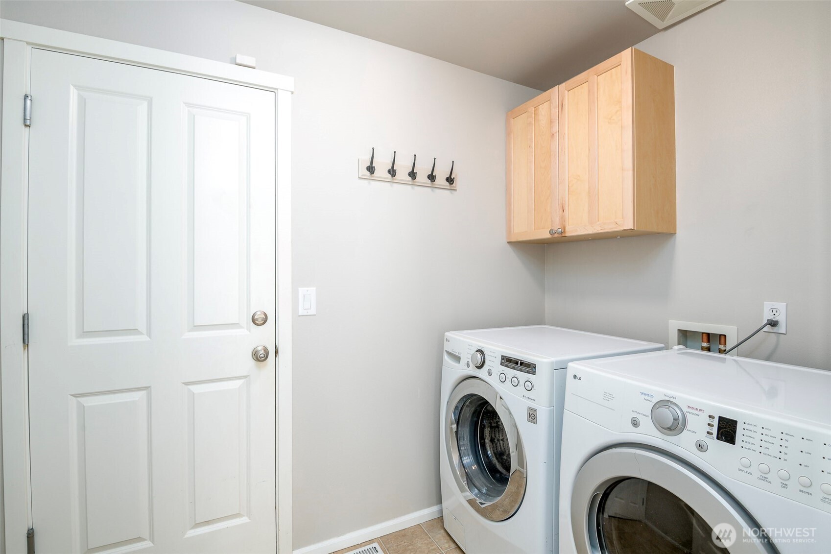 28011 Maple Ridge Way Property Photo 18
