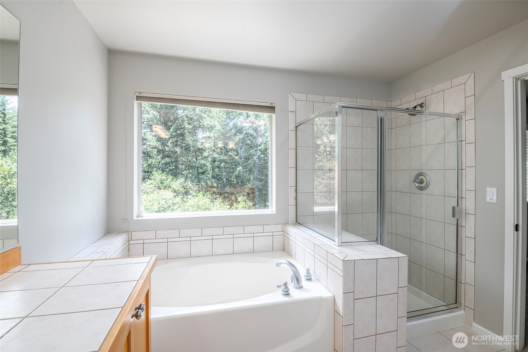 28011 Maple Ridge Way Property Photo 23
