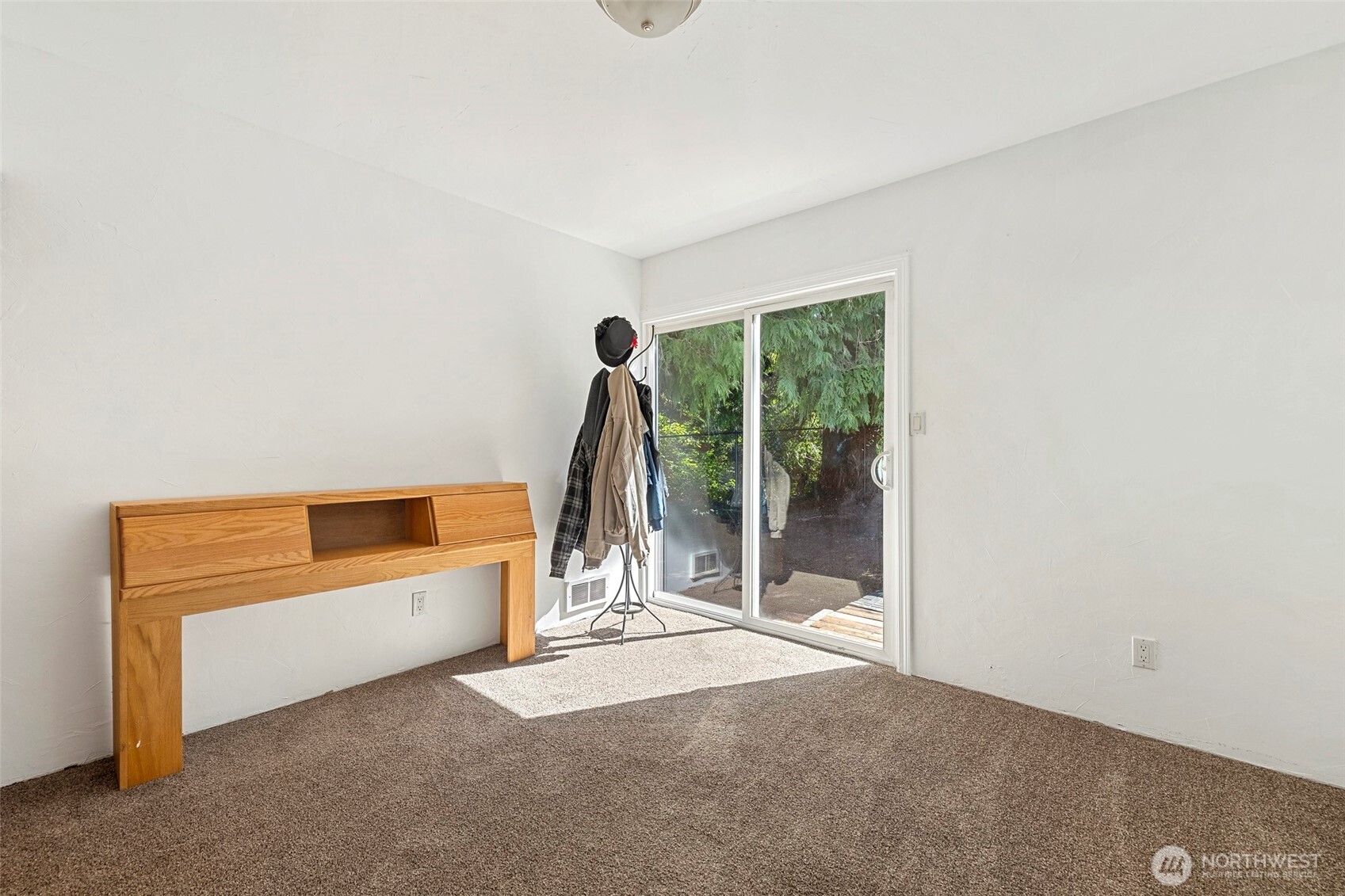 2001 30th Street Property Photo 15