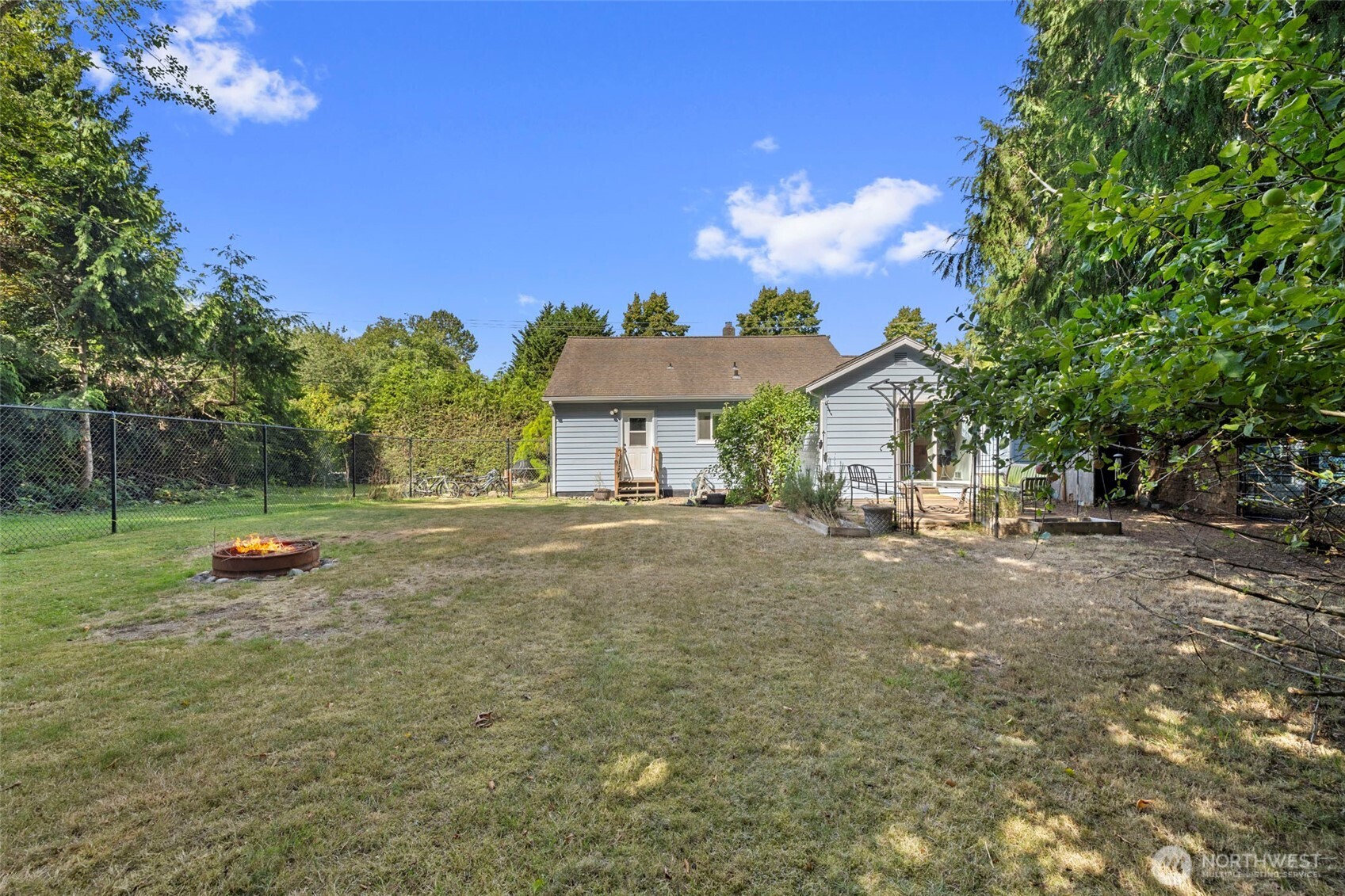 2001 30th Street Property Photo 22