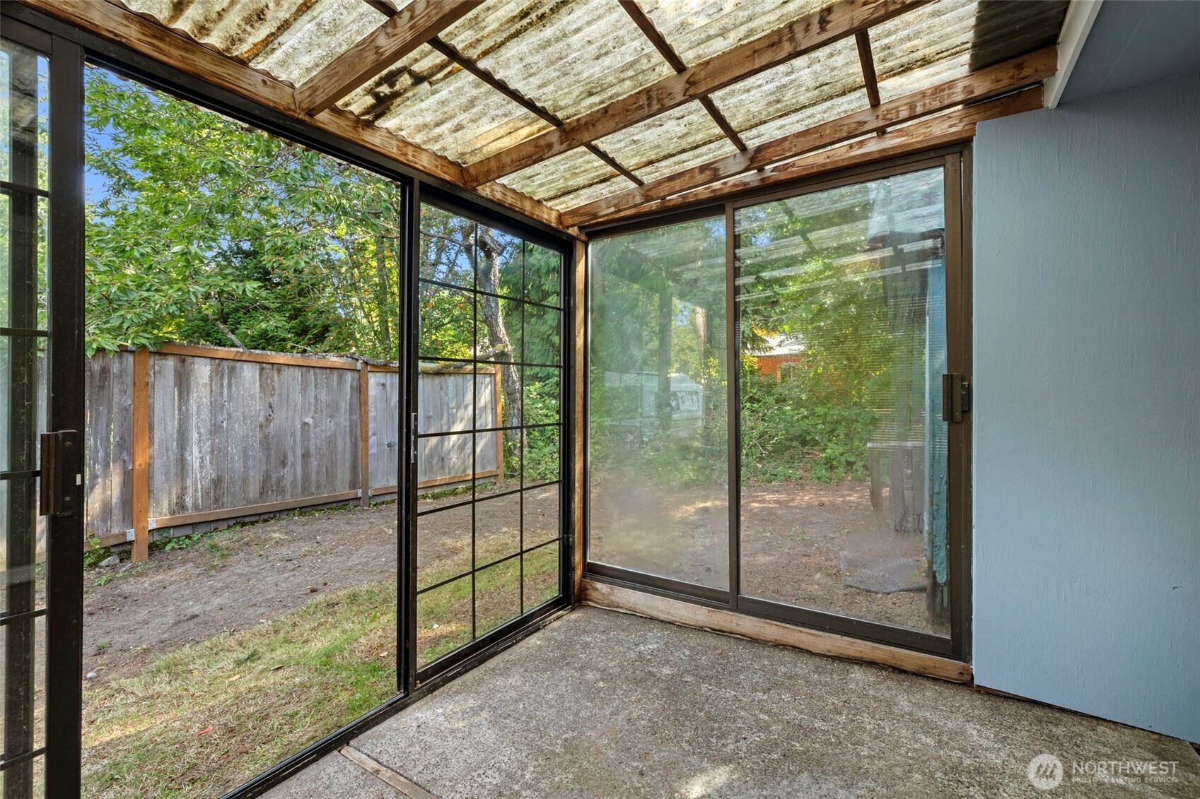 2001 30th Street Property Photo 29