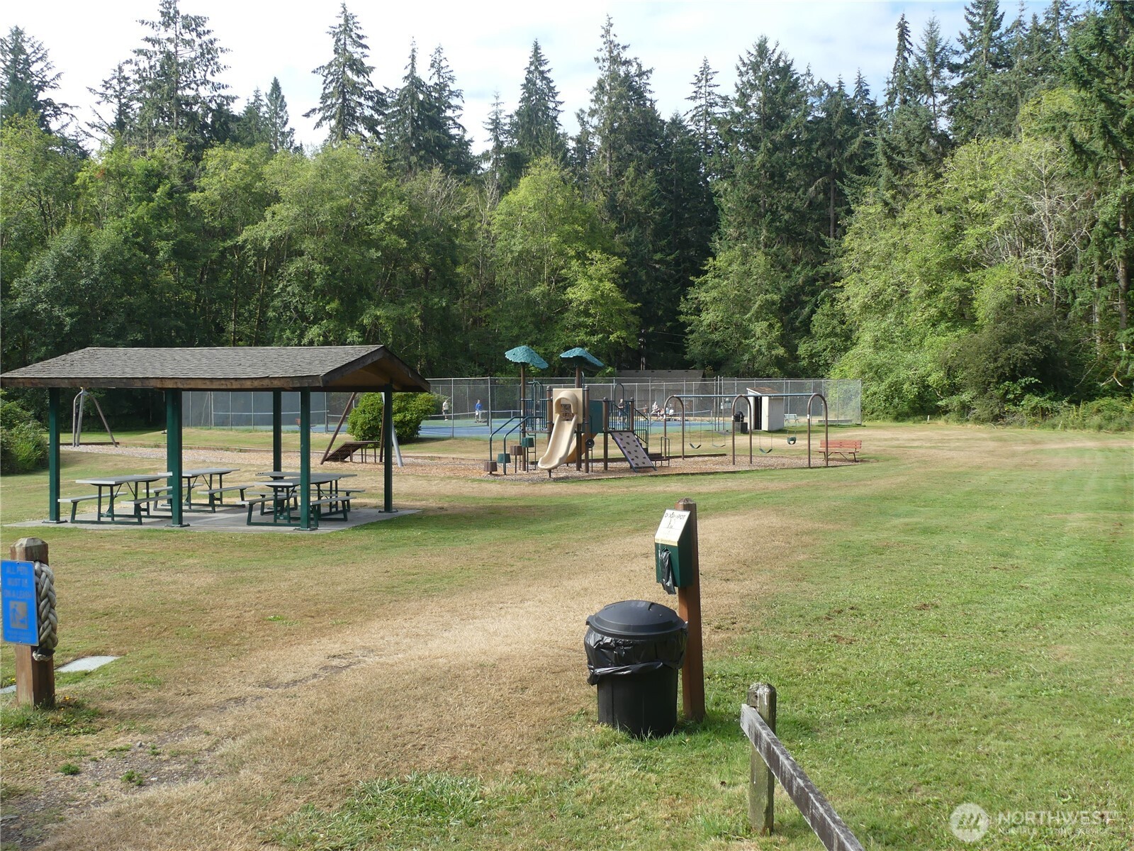 10107 Narrows Drive Property Photo 15