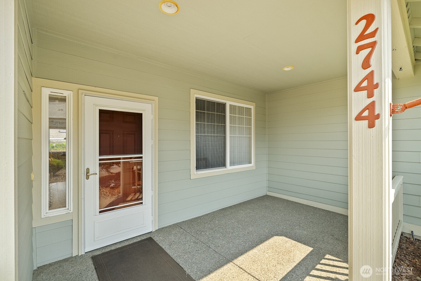 2744 Sutherland Place Property Photo 3