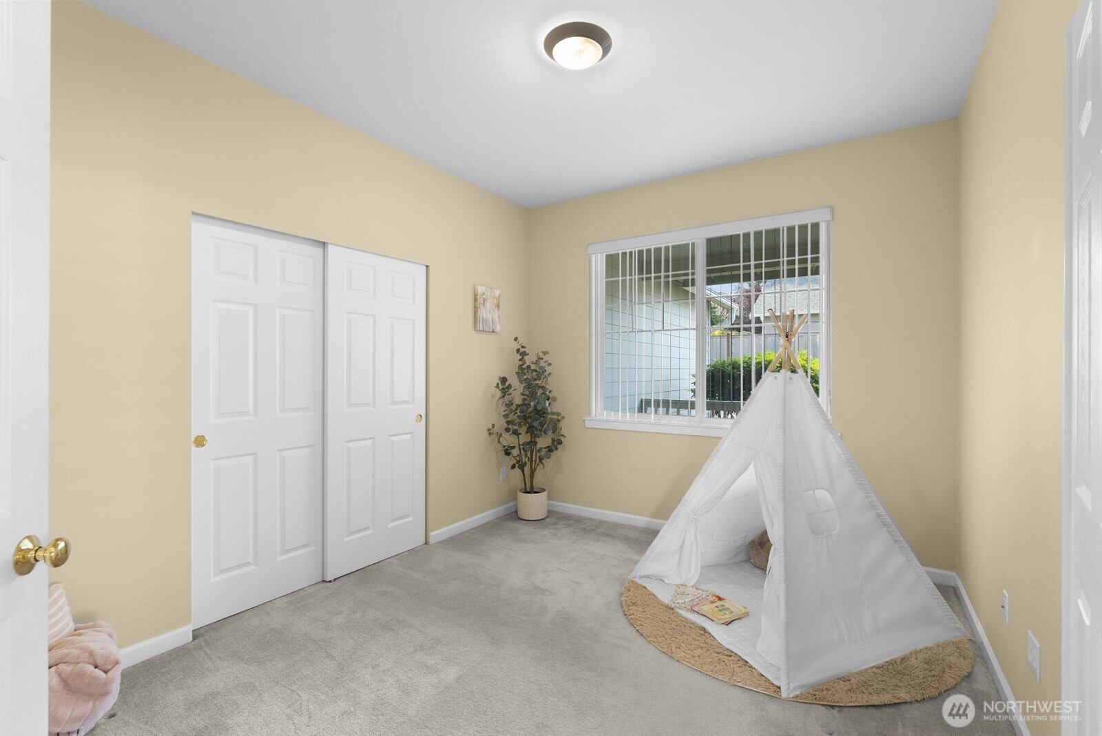 2744 Sutherland Place Property Photo 17