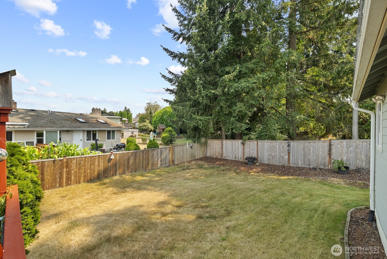 2744 Sutherland Place Property Photo 31