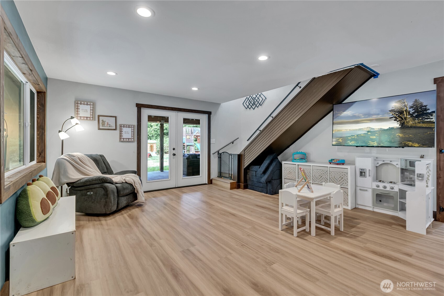 28221 163rd Street Property Photo 18