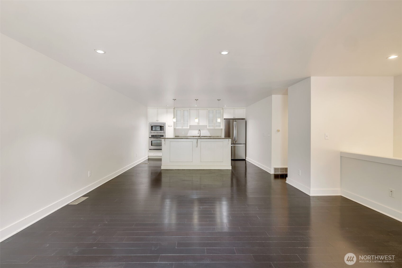 17120 Ne 2nd Place Property Photo 6