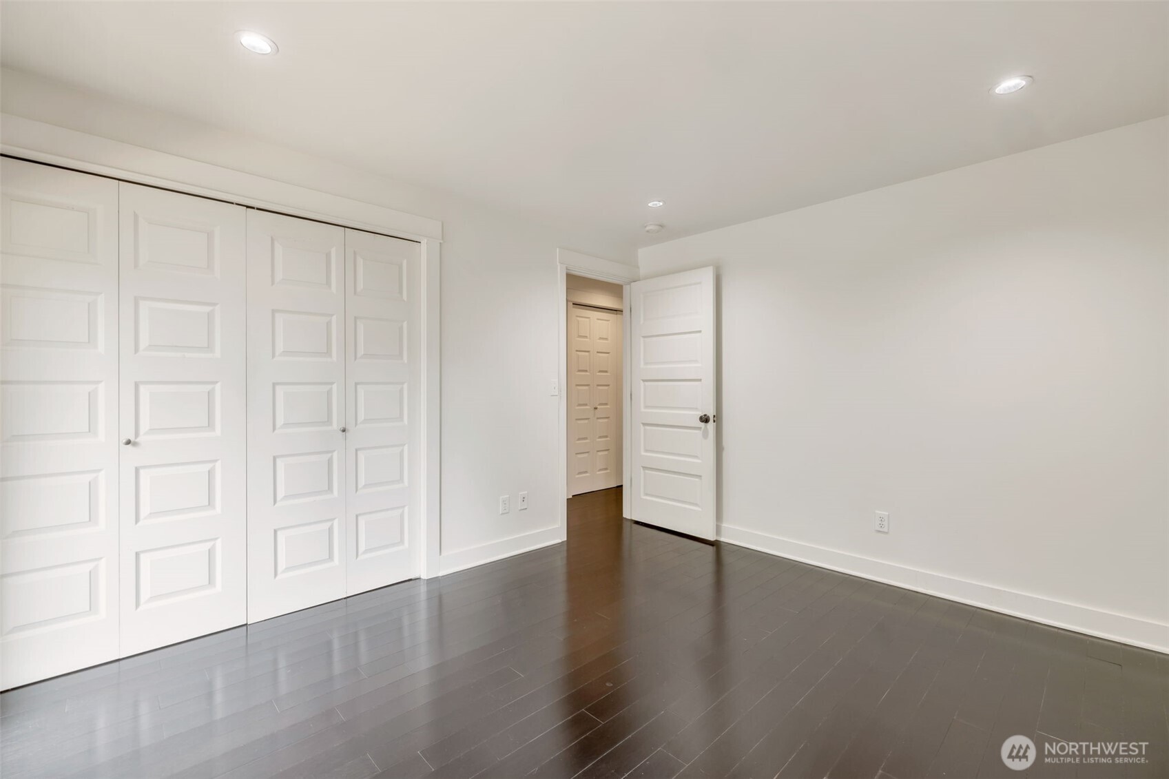 17120 Ne 2nd Place Property Photo 10