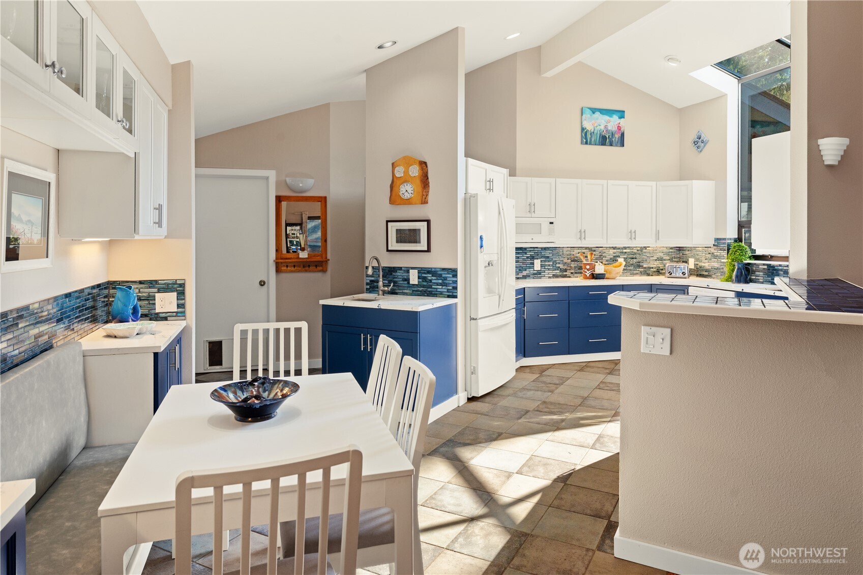 3040 164th Place Property Photo 2