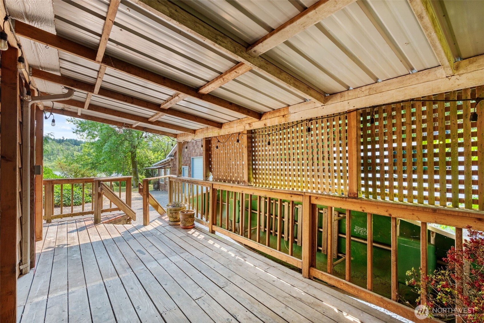 14940 Cedarwood Drive Property Photo 12