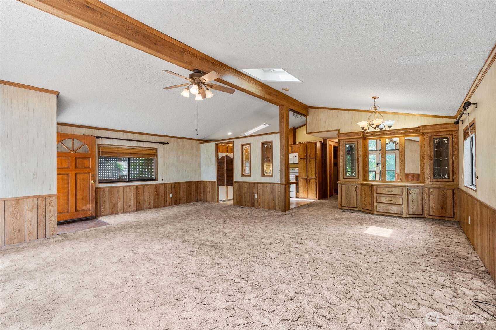 14940 Cedarwood Drive Property Photo 15