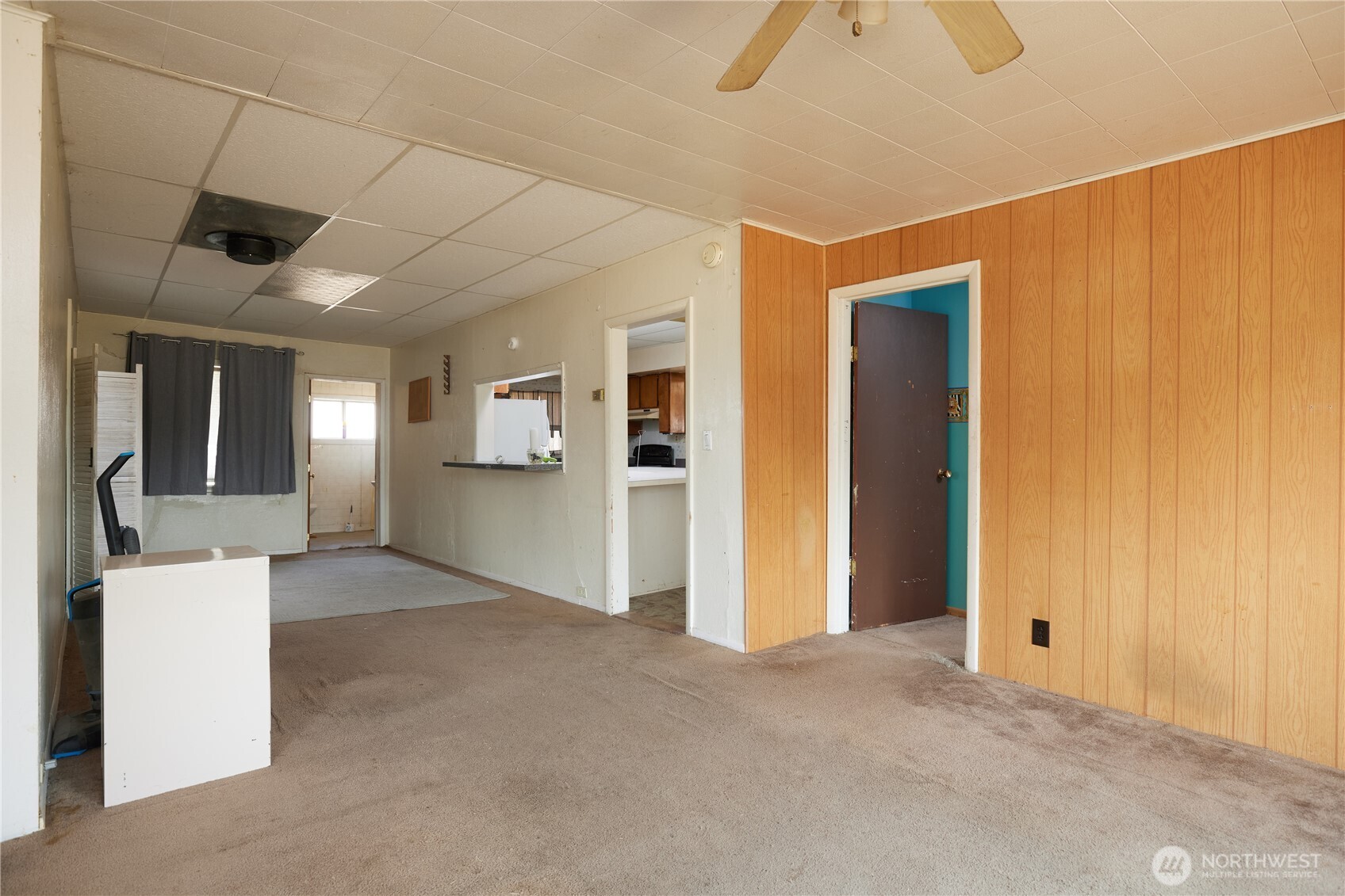 782 Electric Ave Property Photo 18
