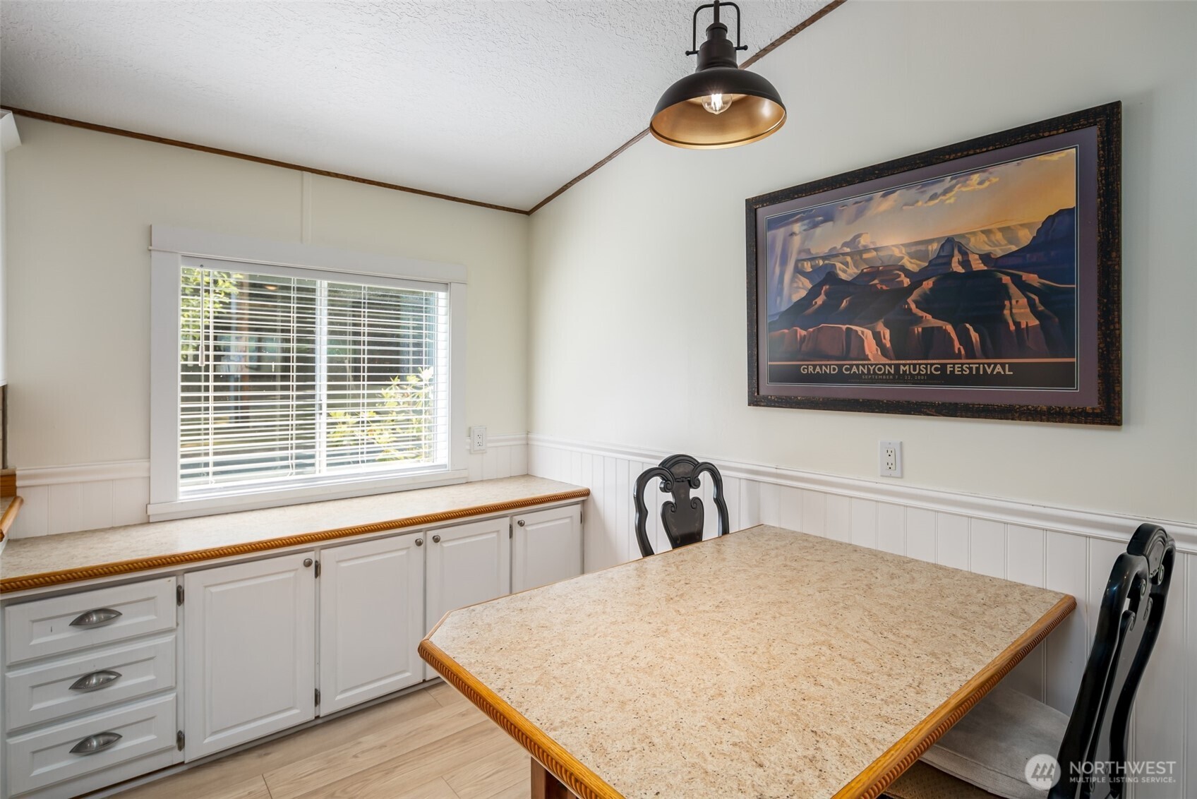 8412 Eikleberry Court Property Photo 16
