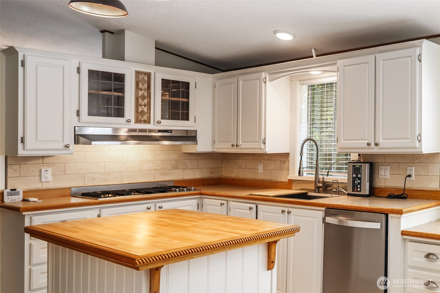 8412 Eikleberry Court Property Photo 18