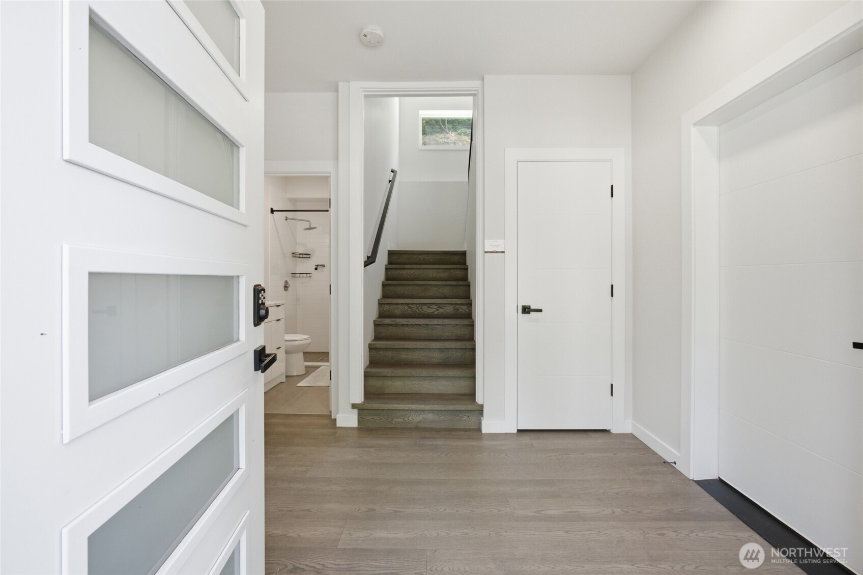 7511 Dumar Way Property Photo 4