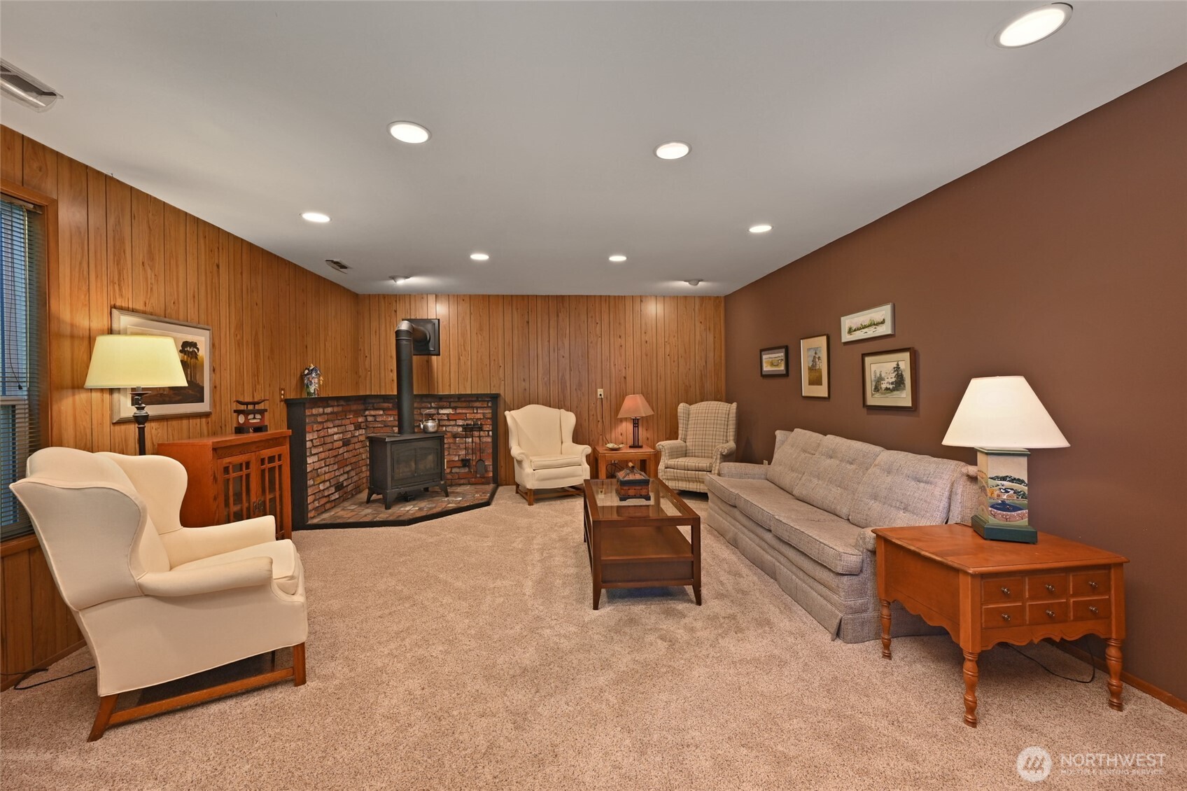 10733 Bartlett Avenue Property Photo 11
