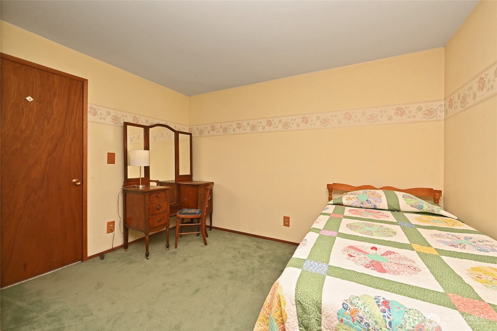 10733 Bartlett Avenue Property Photo 18