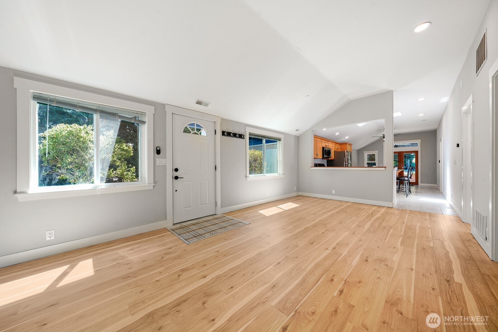 12721 27th Avenue Property Photo 5