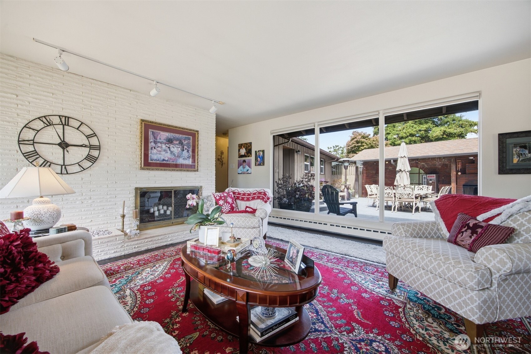 204 Hawthorn Road Property Photo 13