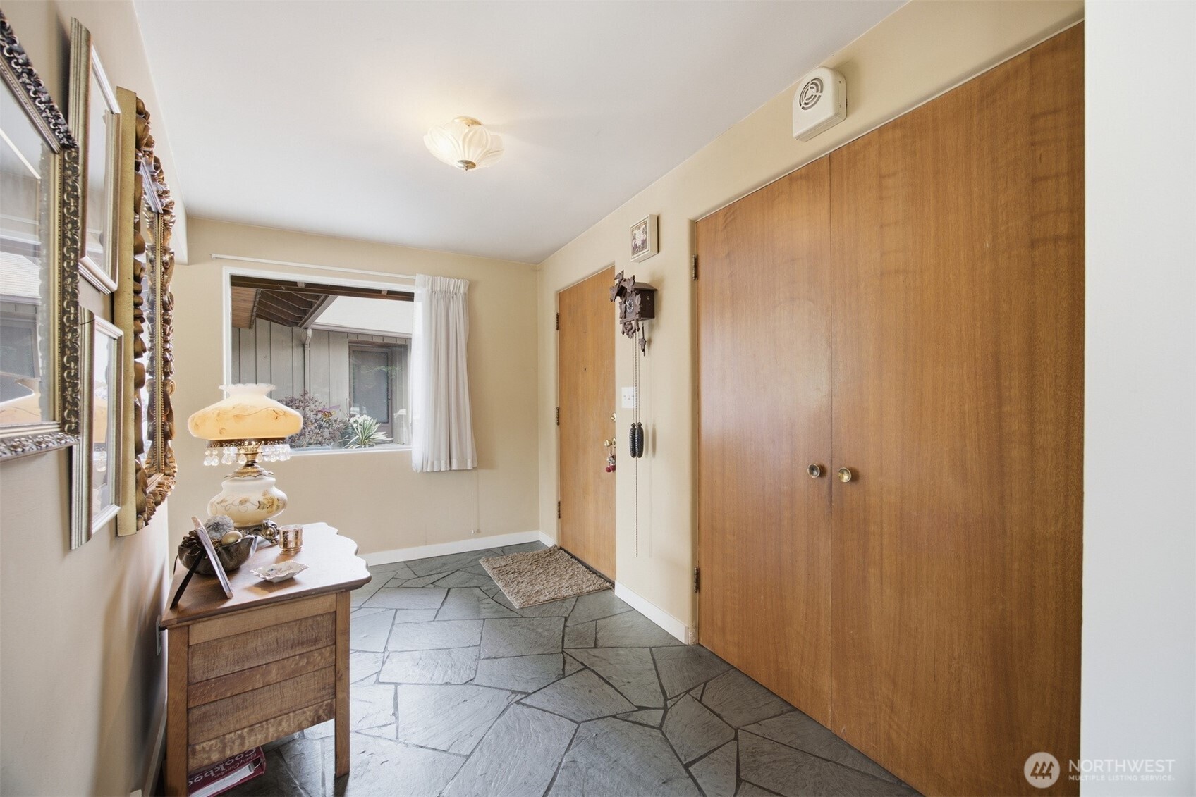 204 Hawthorn Road Property Photo 14