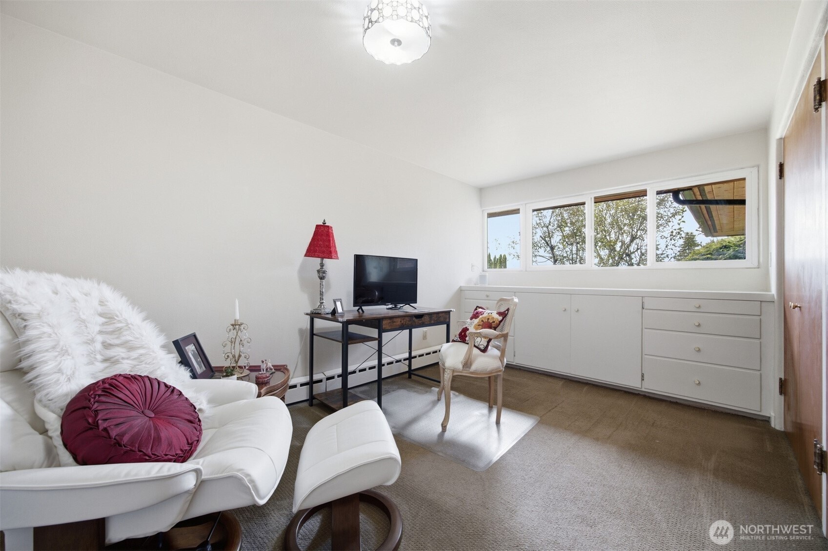 204 Hawthorn Road Property Photo 23