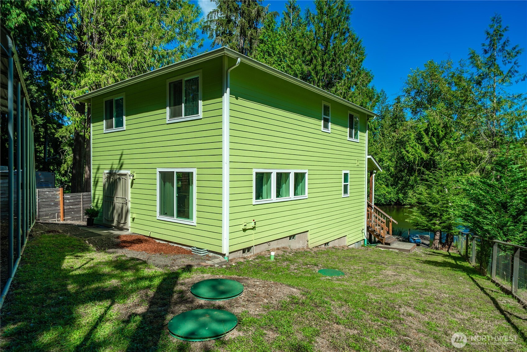 520 E Lakeshore Drive Property Photo 27