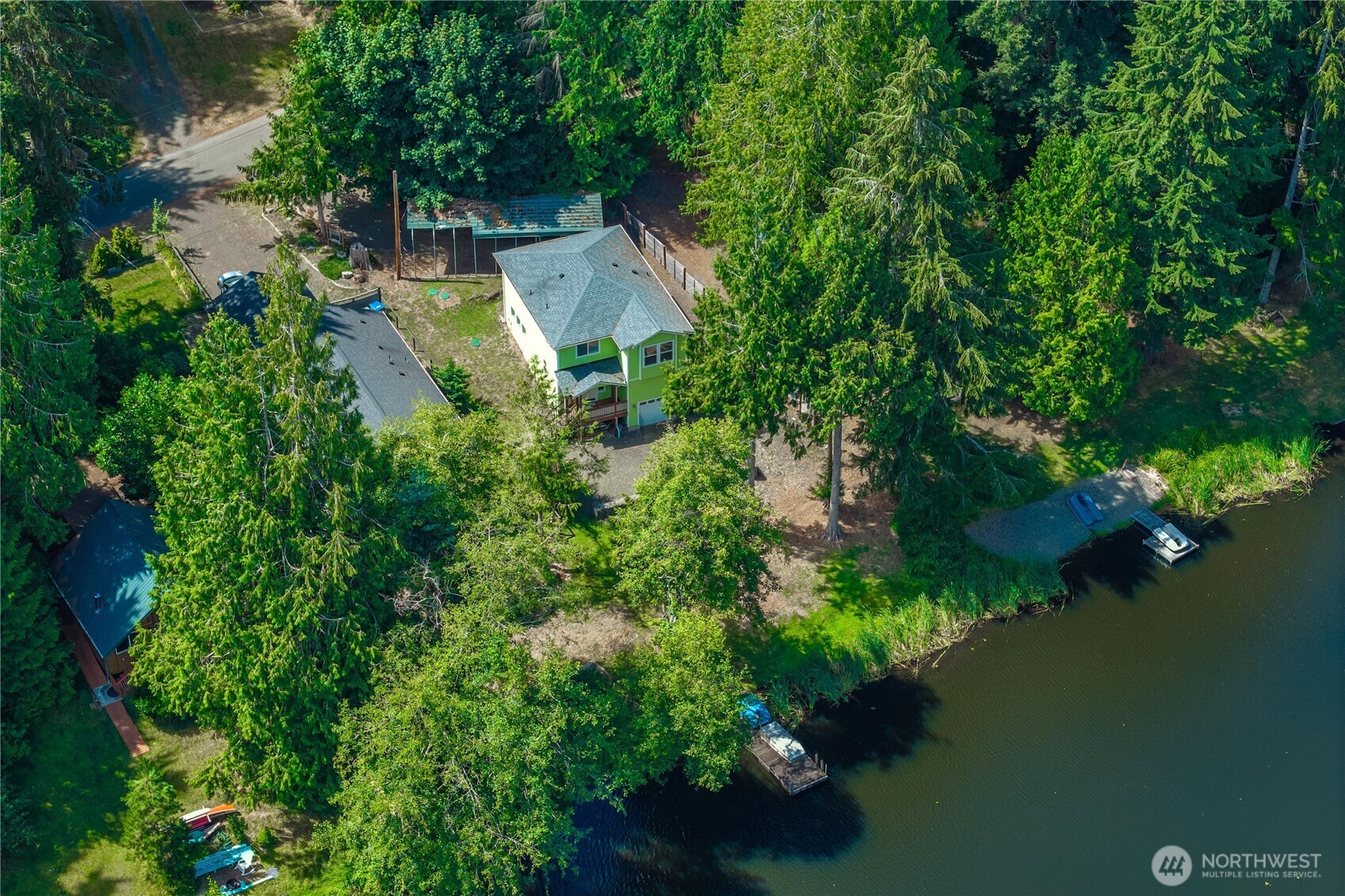 520 E Lakeshore Drive Property Photo 29