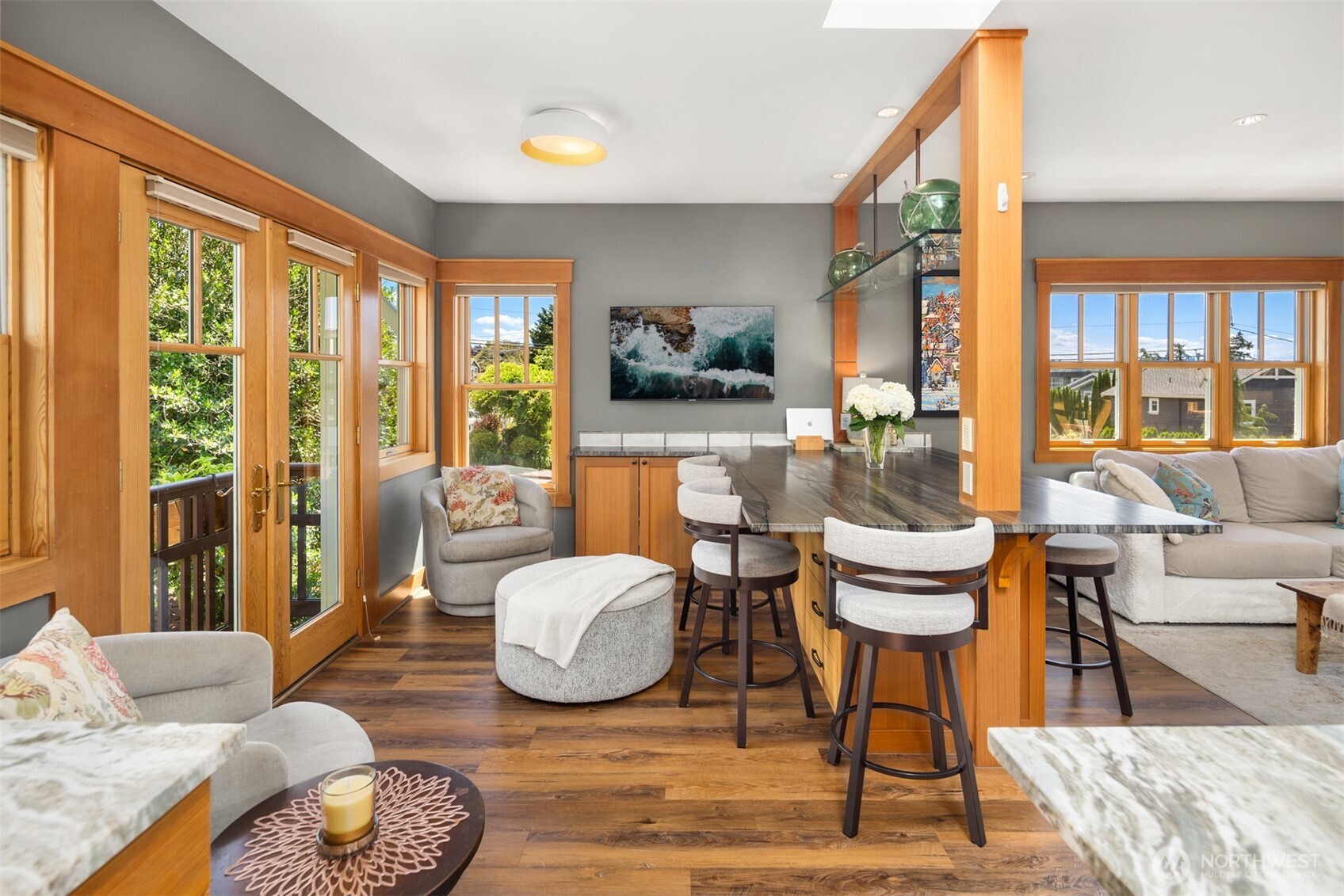 421 2nd Street Property Photo 17
