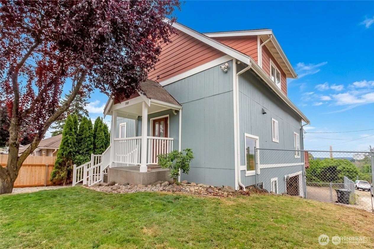 3565 E M Street Property Photo 1