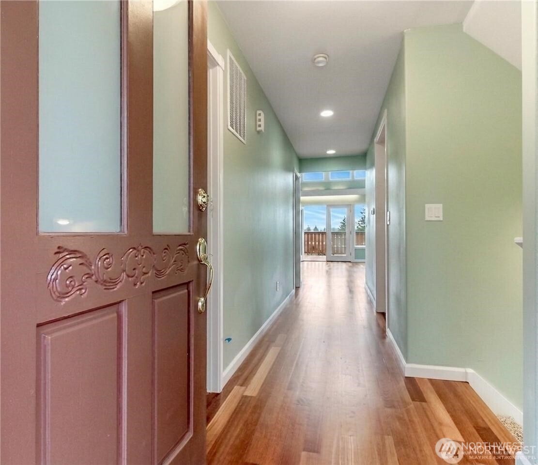 3565 E M Street Property Photo 6