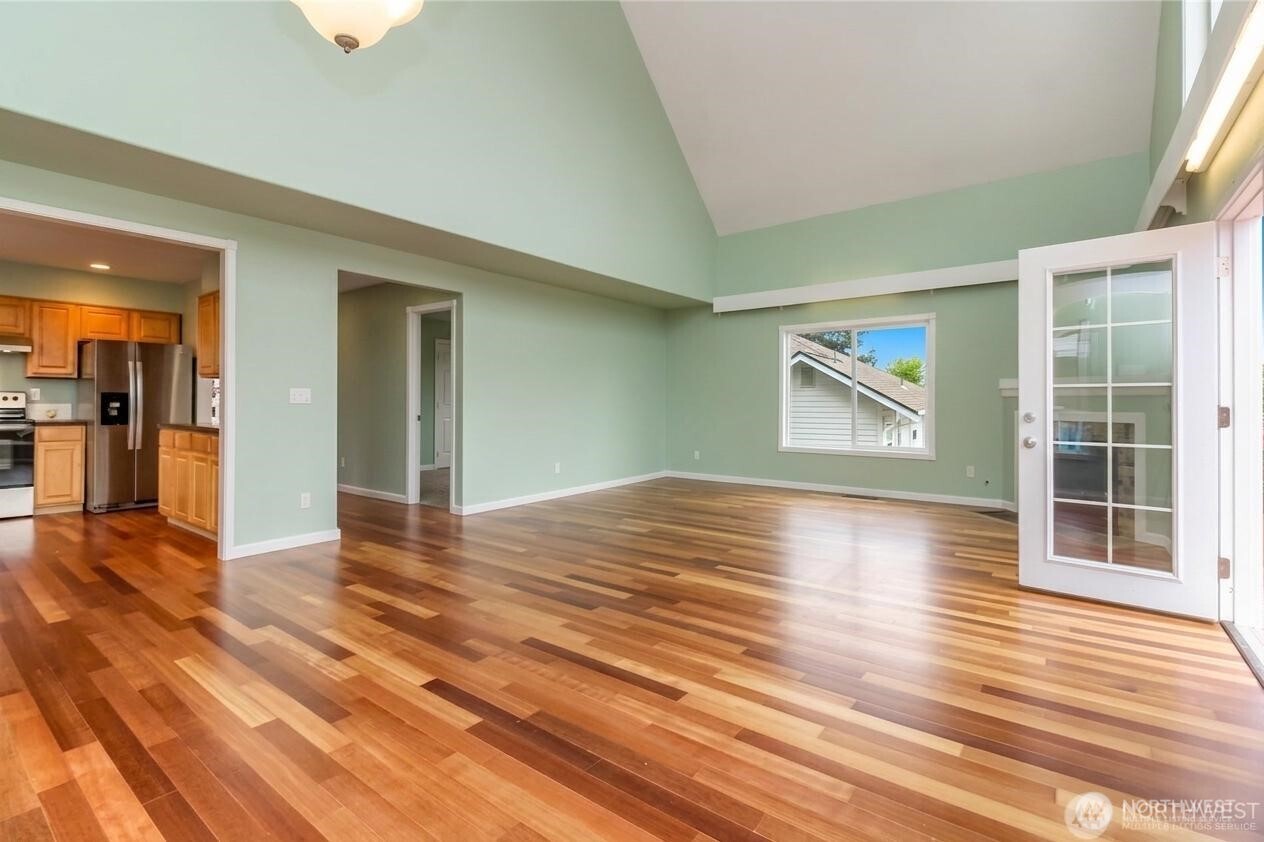 3565 E M Street Property Photo 8