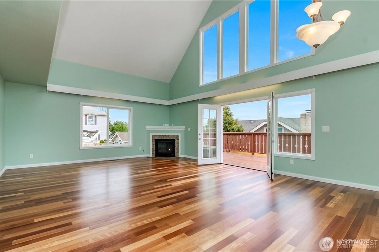 3565 E M Street Property Photo 10