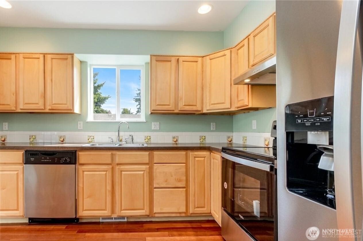 3565 E M Street Property Photo 15