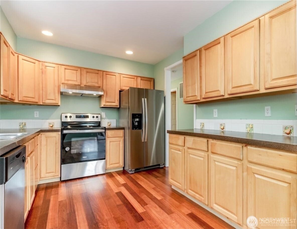 3565 E M Street Property Photo 16