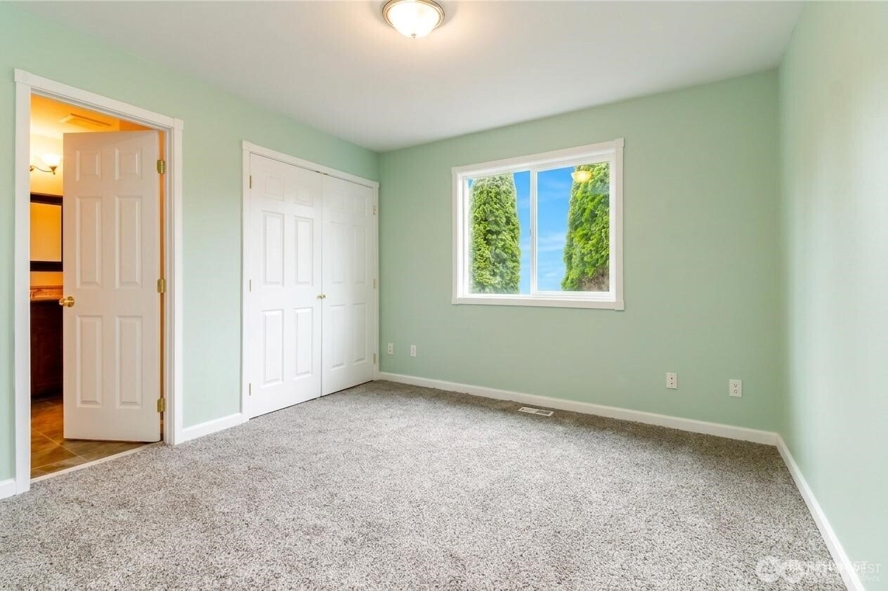 3565 E M Street Property Photo 19