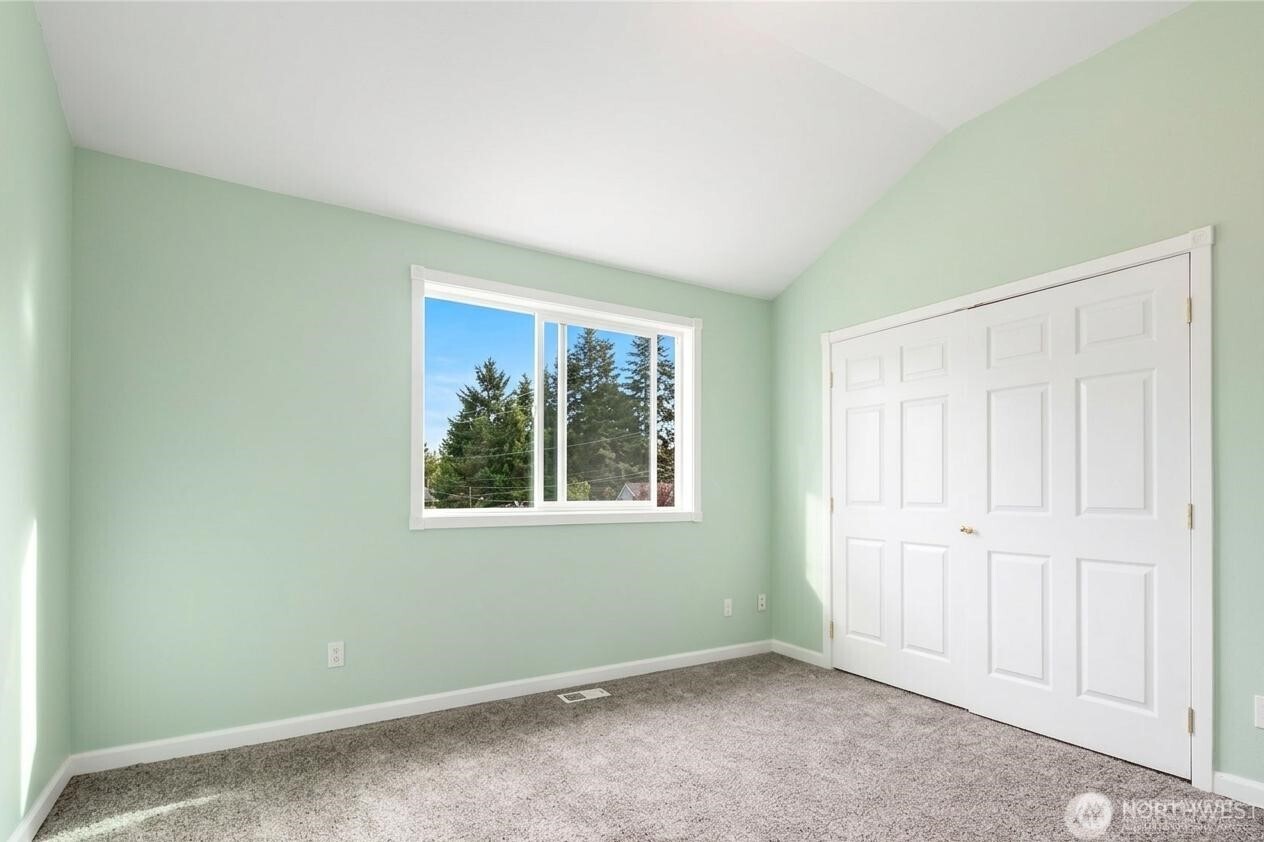 3565 E M Street Property Photo 20
