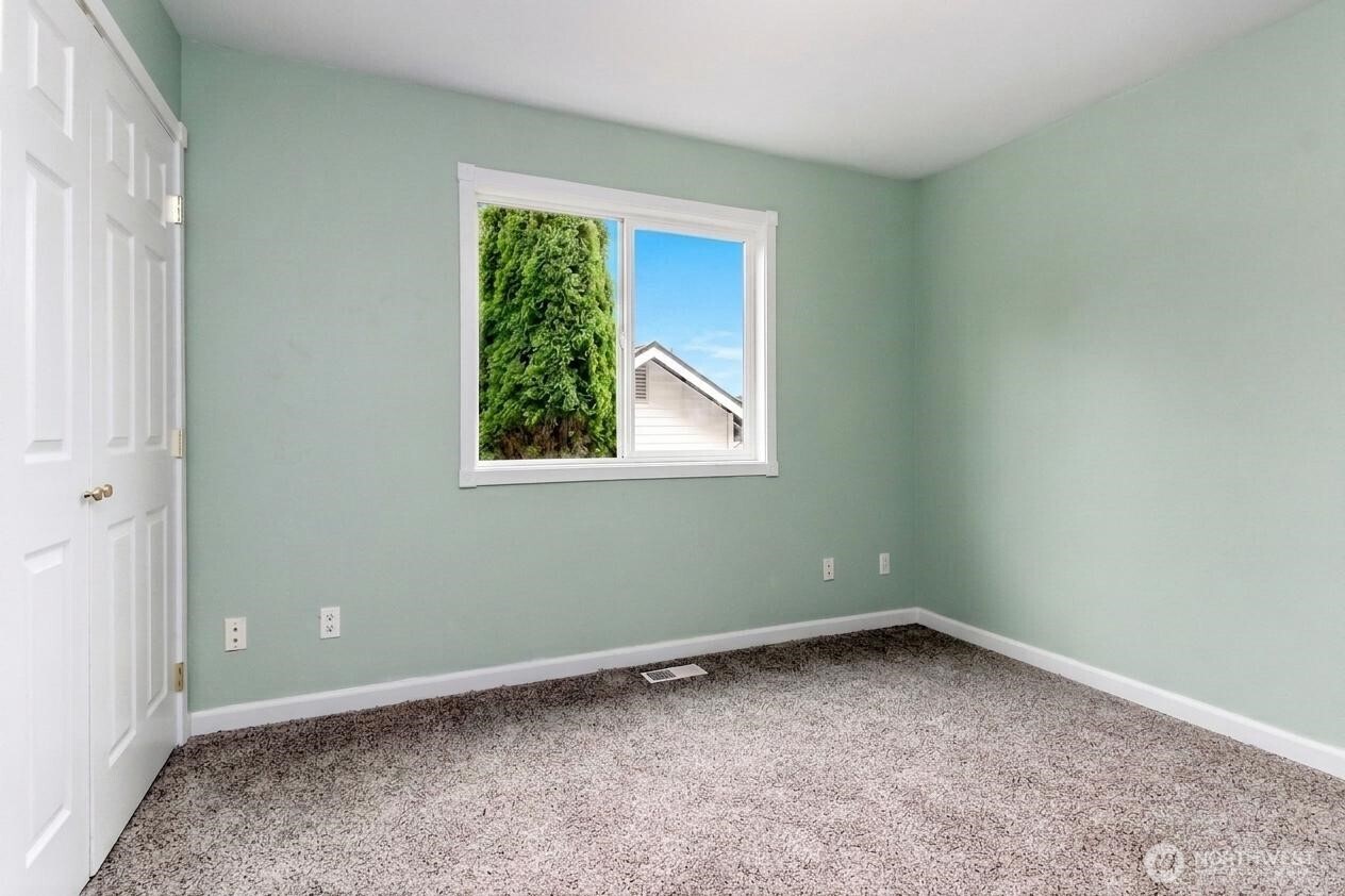 3565 E M Street Property Photo 22