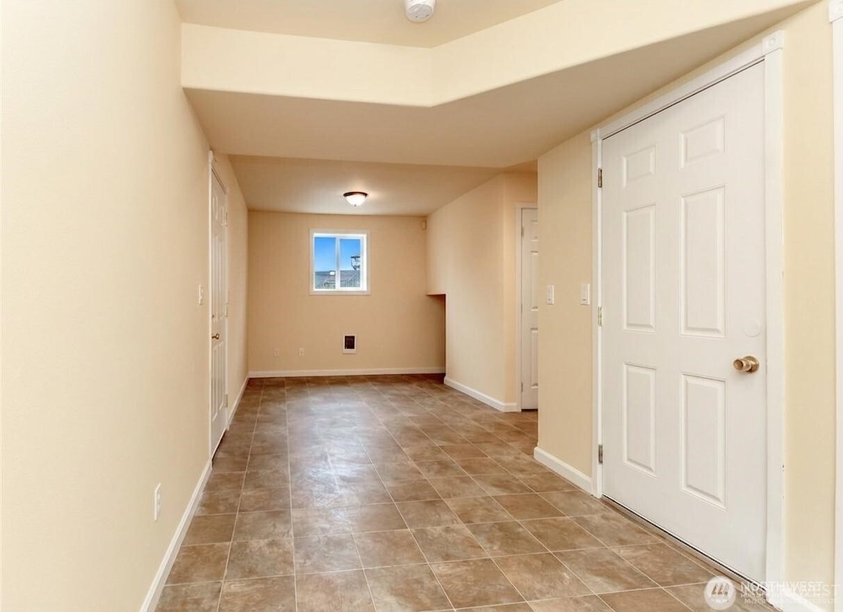 3565 E M Street Property Photo 29