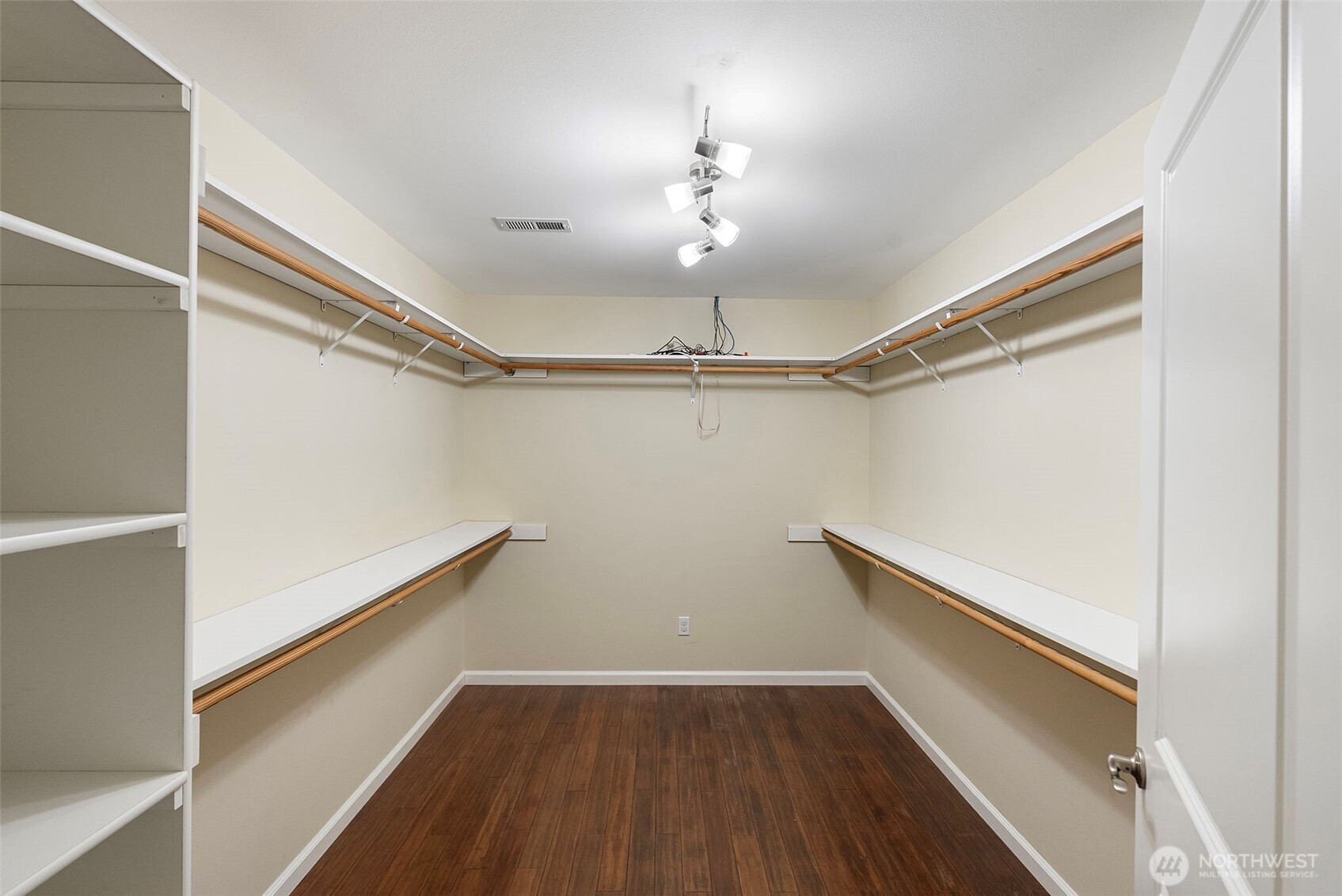 8725 Se Yeshua Lane Property Photo 16