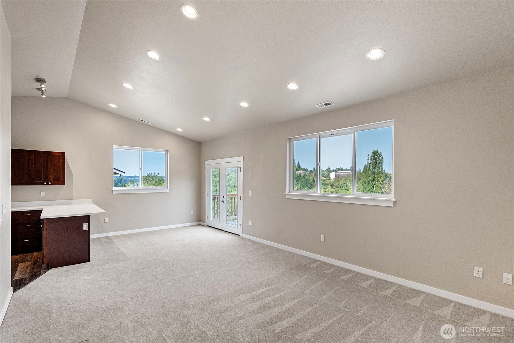 7634 E Montana Street Property Photo 5
