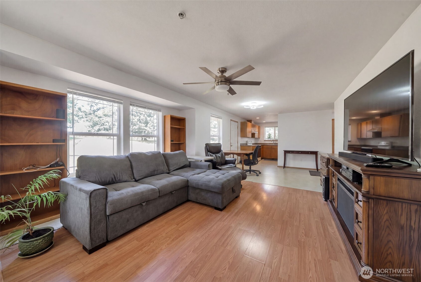 2399 Mcdonald Avenue Property Photo 2