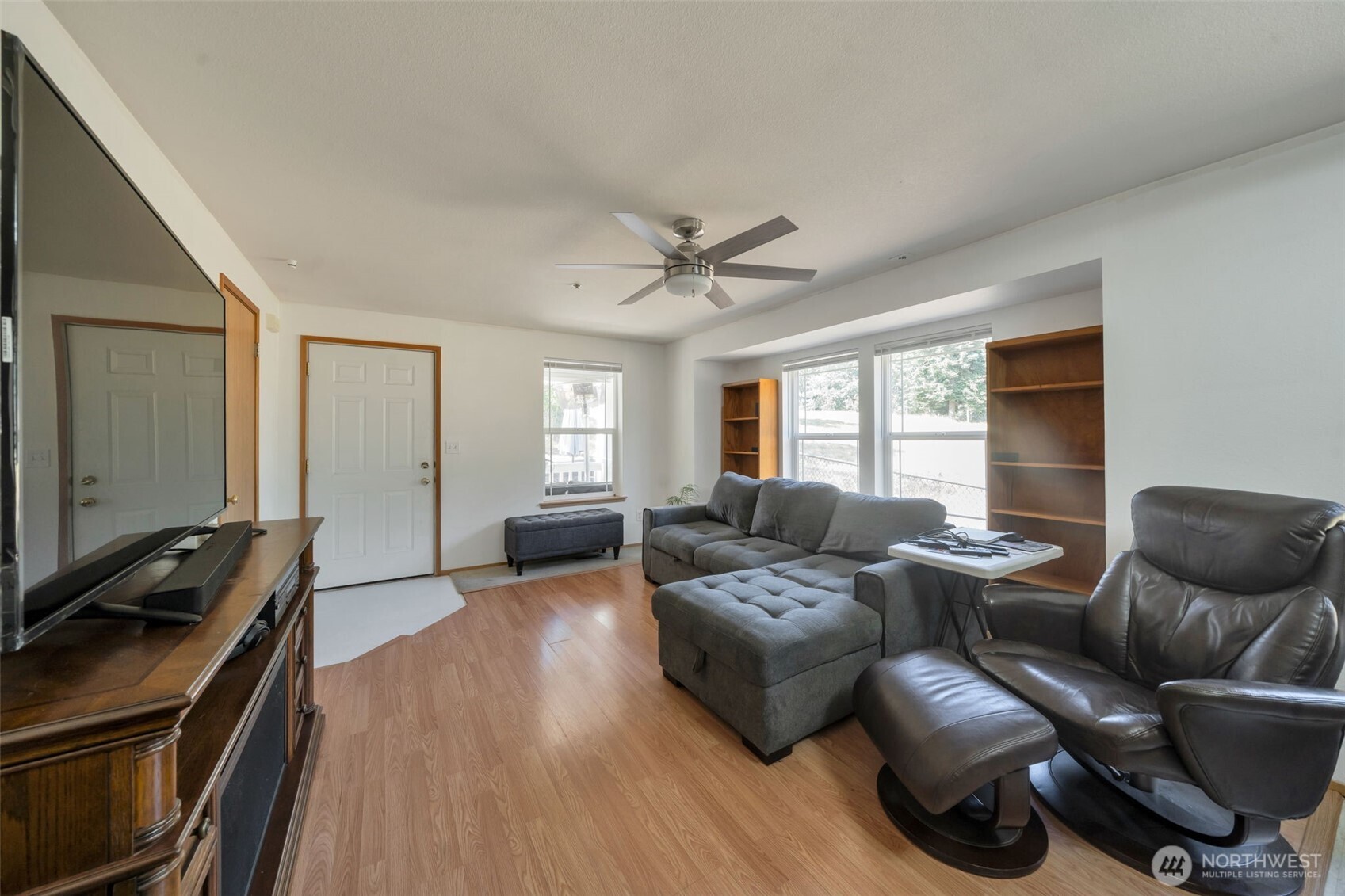 2399 Mcdonald Avenue Property Photo 5