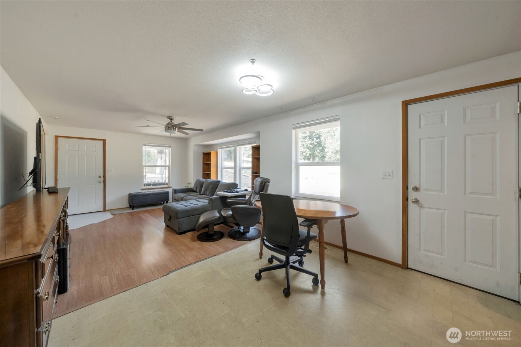 2399 Mcdonald Avenue Property Photo 7