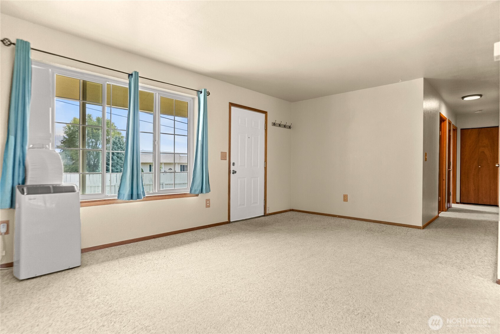 5 Sand Flat Road Property Photo 4