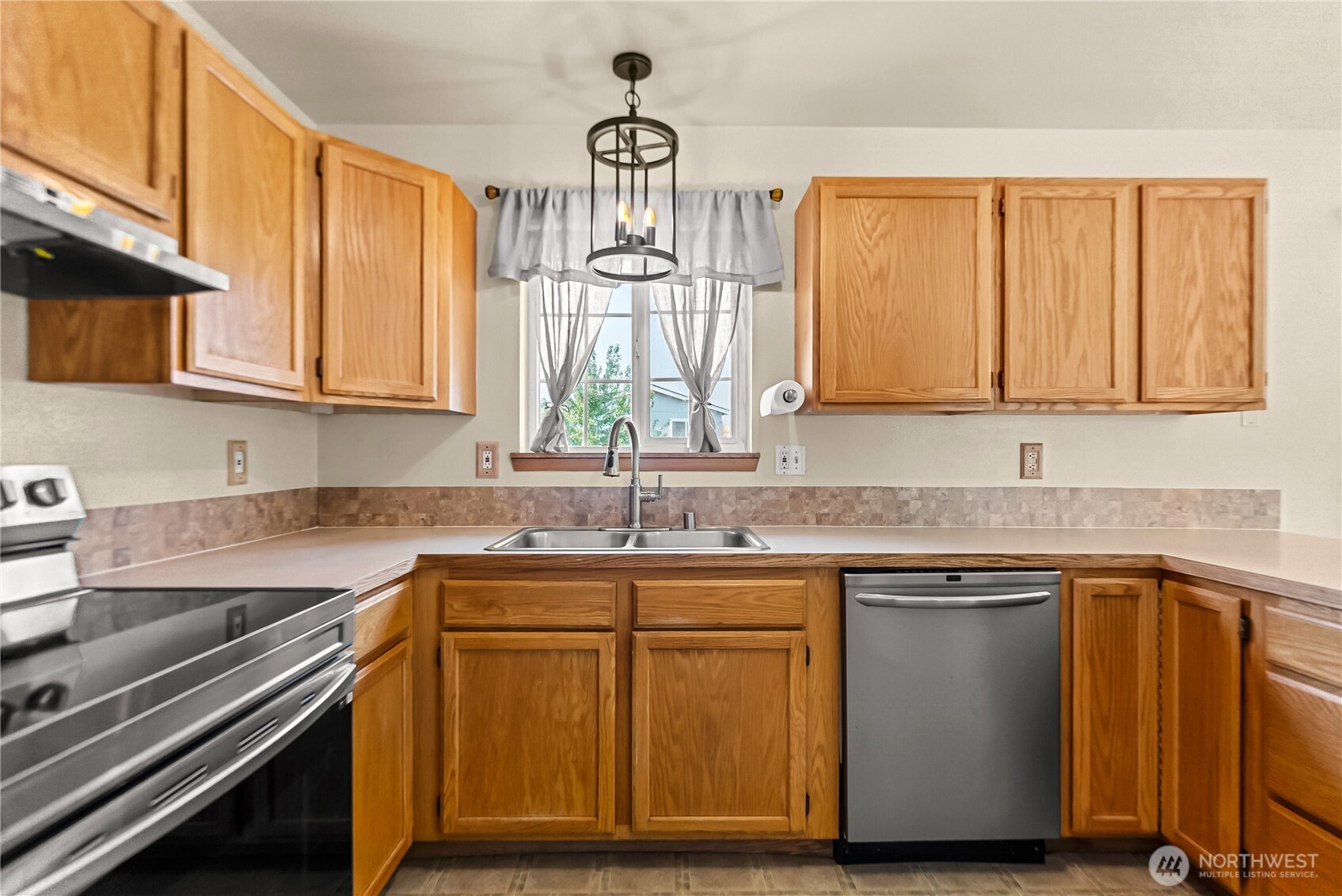 5 Sand Flat Road Property Photo 10