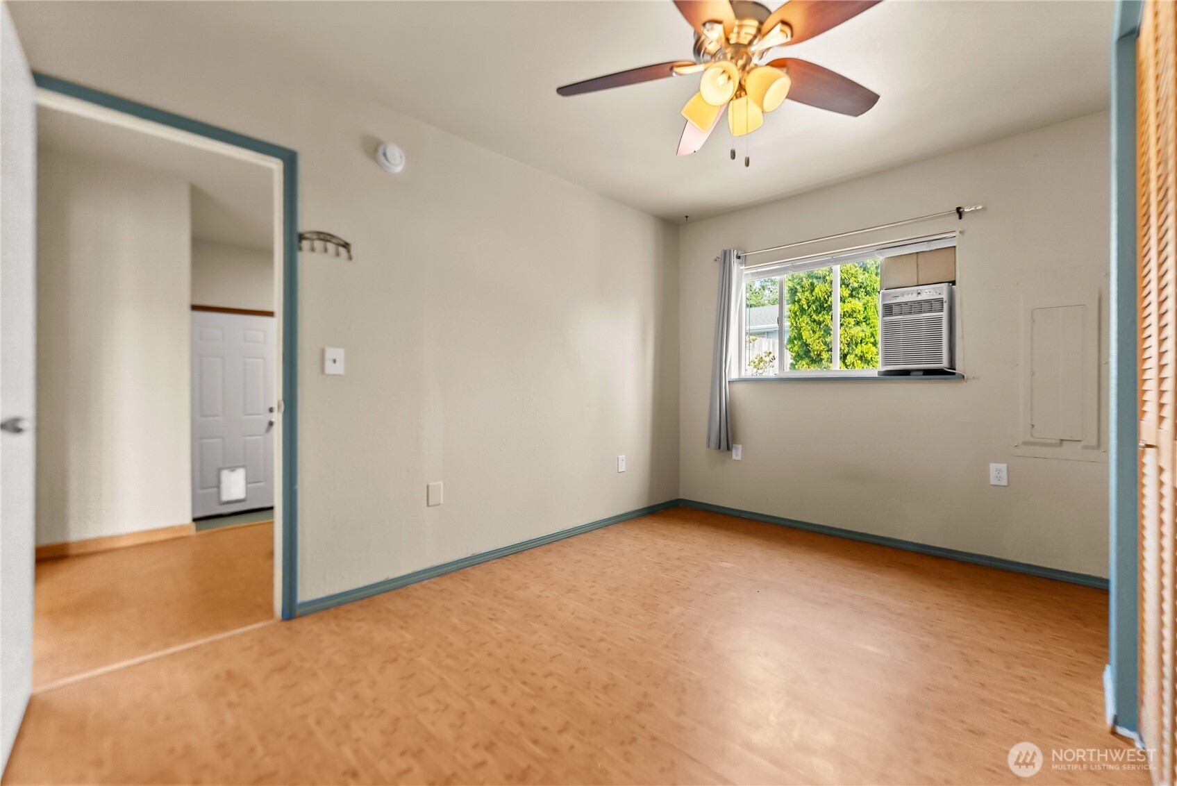 5 Sand Flat Road Property Photo 27