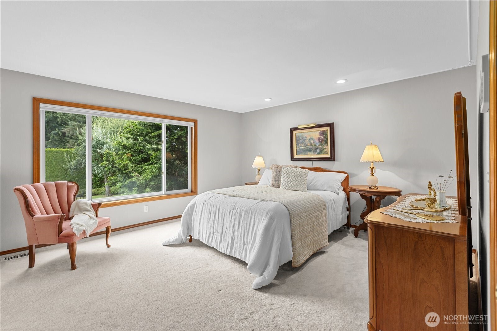 17906 Larch Way Property Photo 19